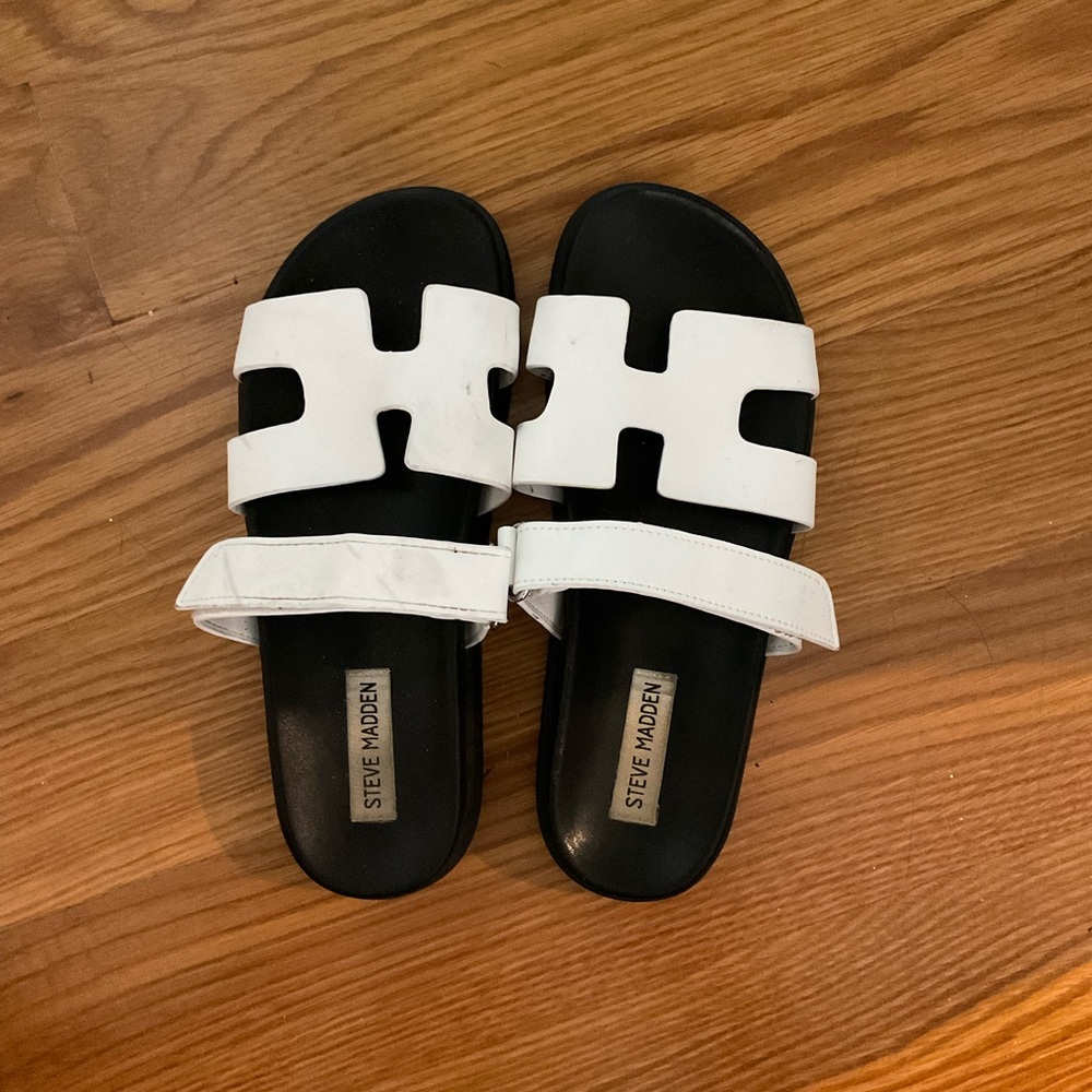 Steve Madden White Slide Sandals Women’s